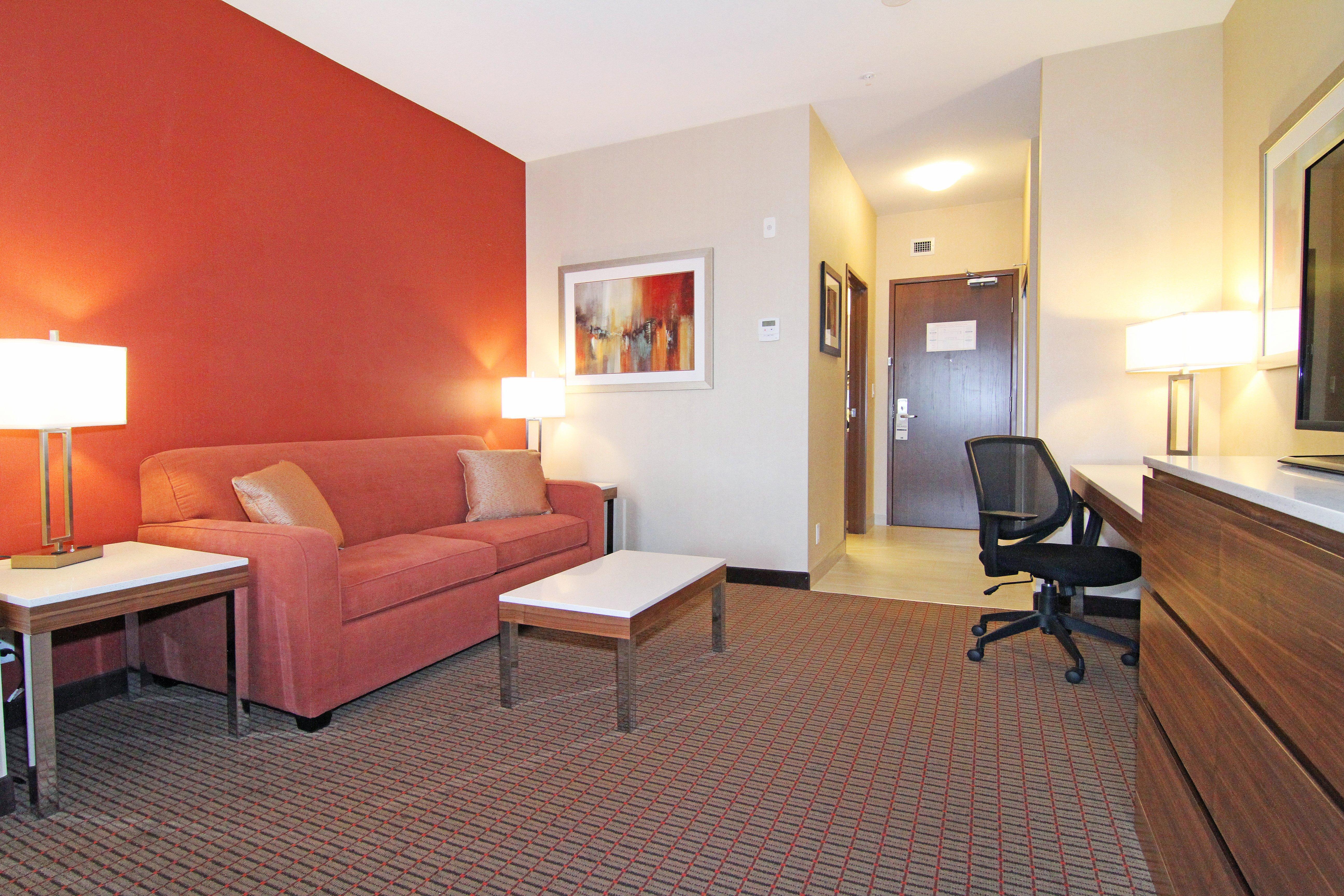 Holiday Inn Express And Suites Calgary University By Ihg YYC Exterior foto