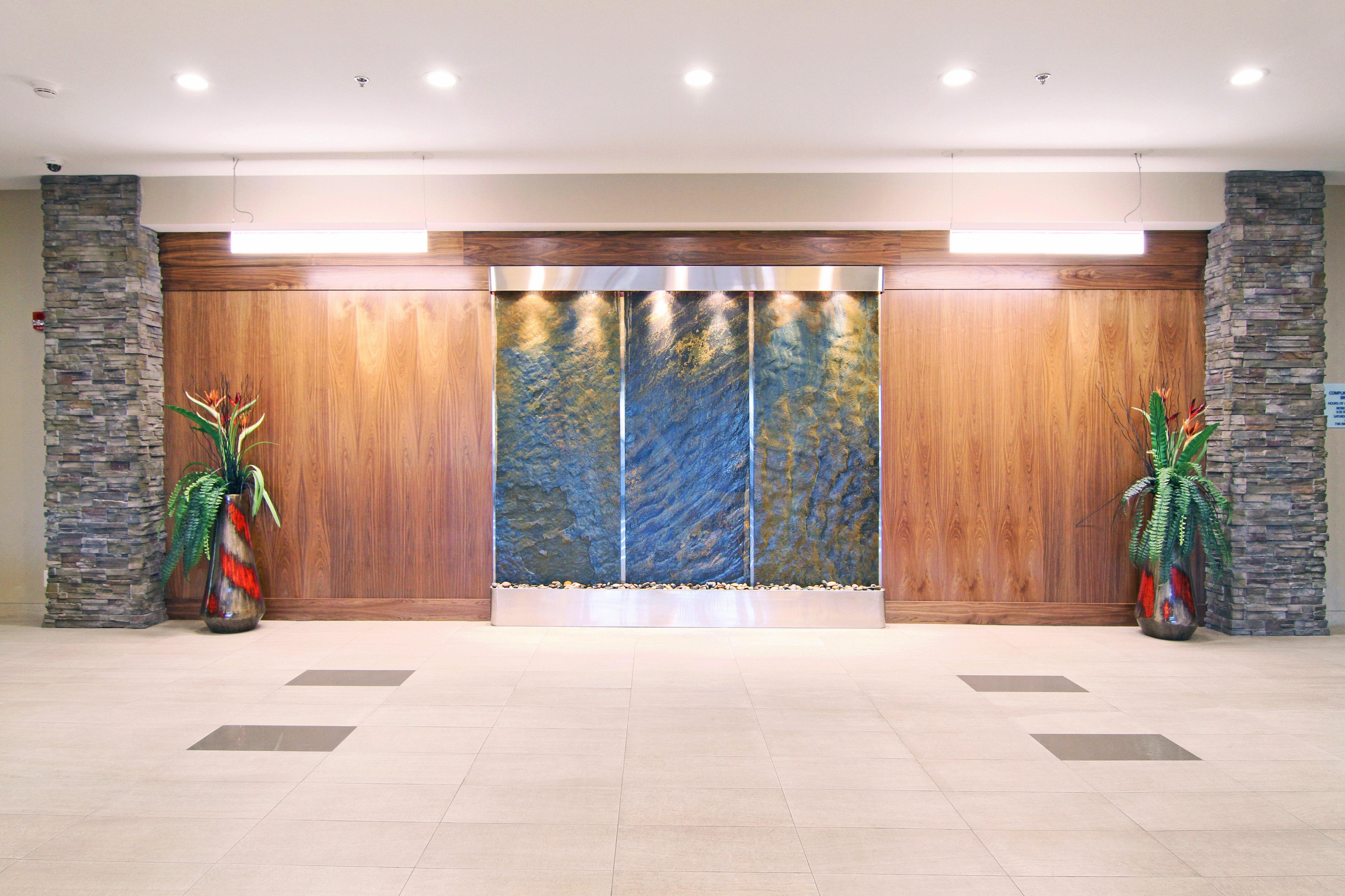 Holiday Inn Express And Suites Calgary University By Ihg YYC Exterior foto