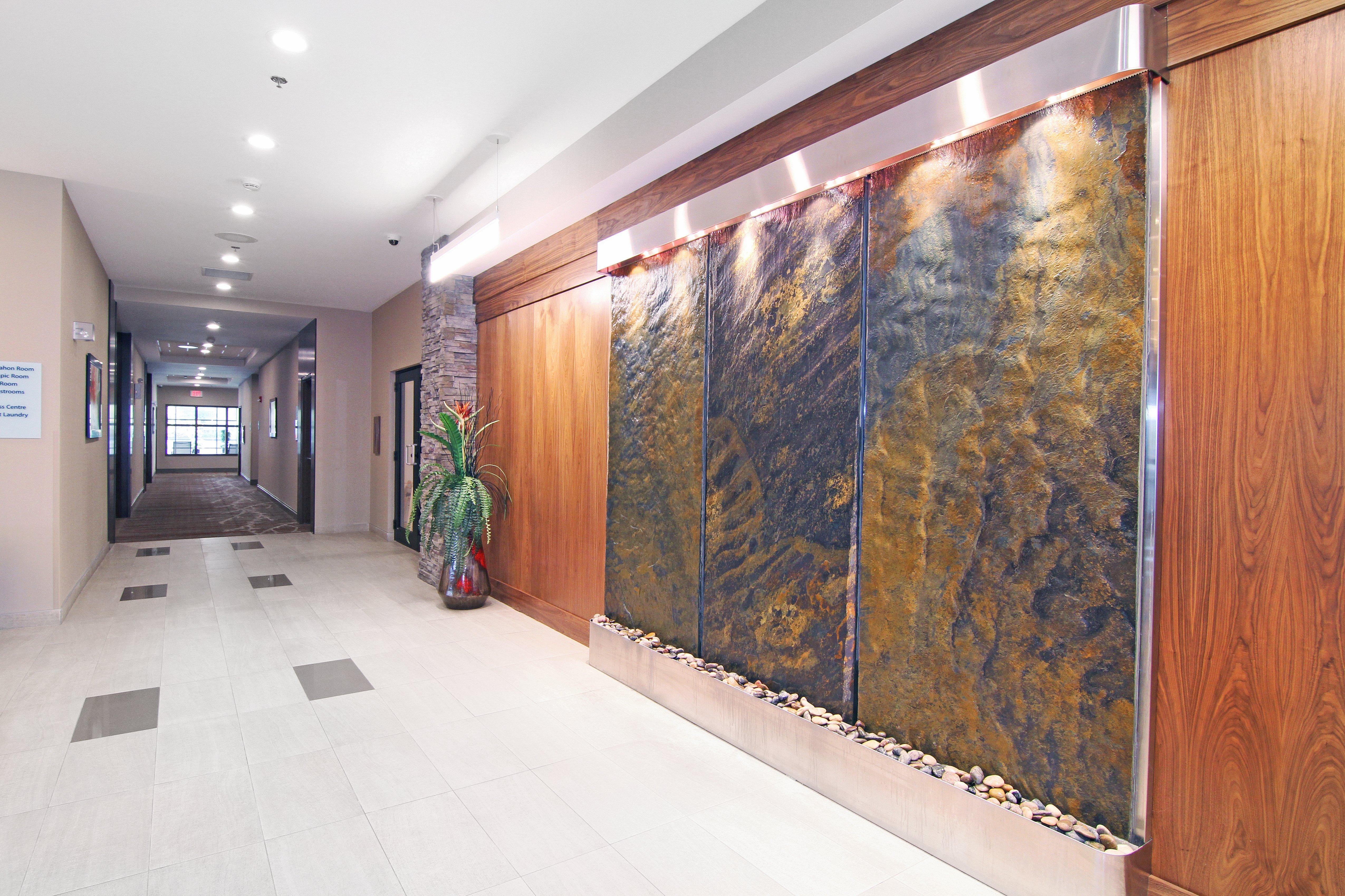 Holiday Inn Express And Suites Calgary University By Ihg YYC Exterior foto