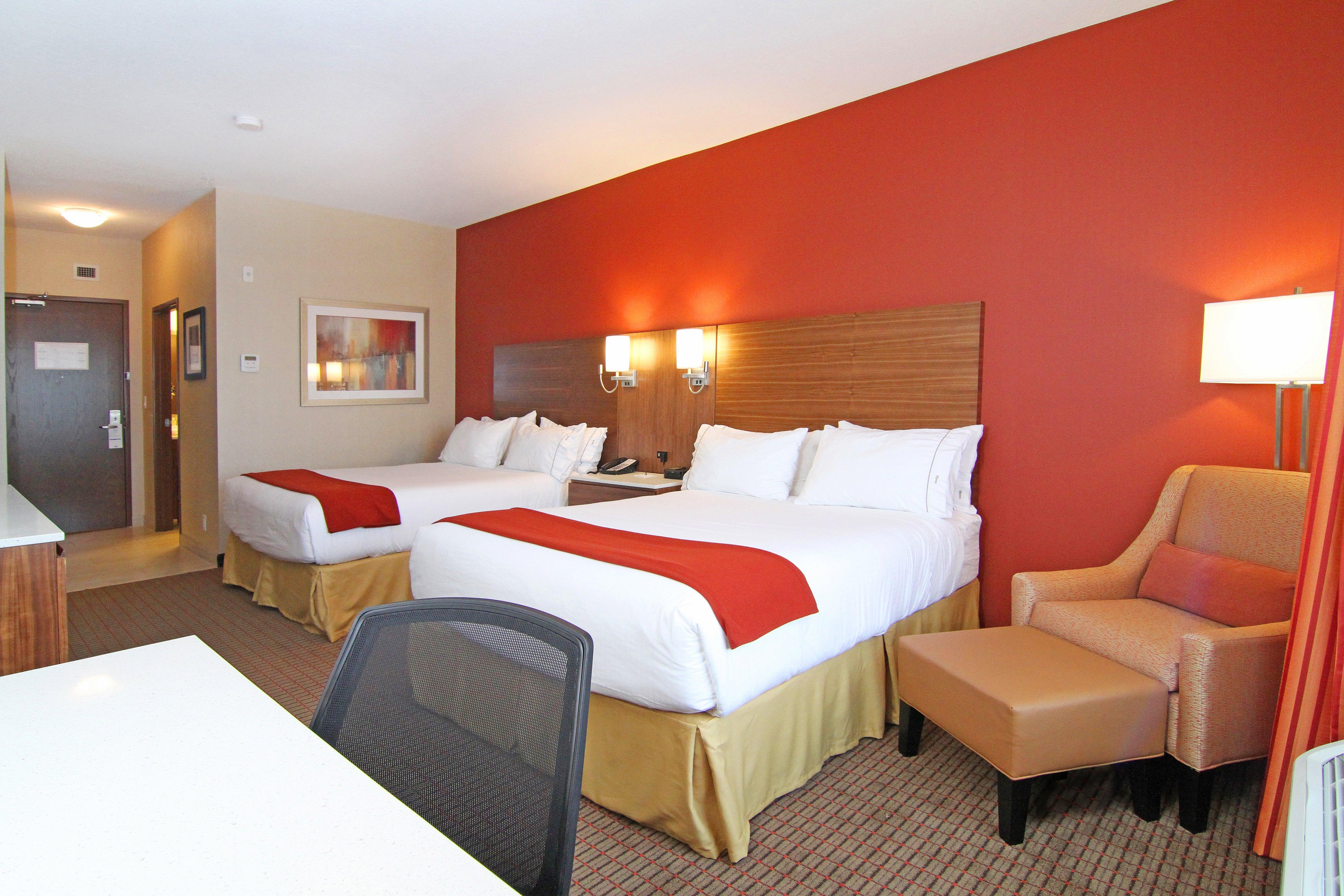 Holiday Inn Express And Suites Calgary University By Ihg YYC Exterior foto